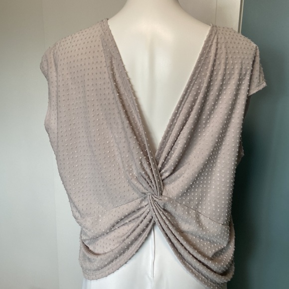 Final Touch top - Picture 2 of 4